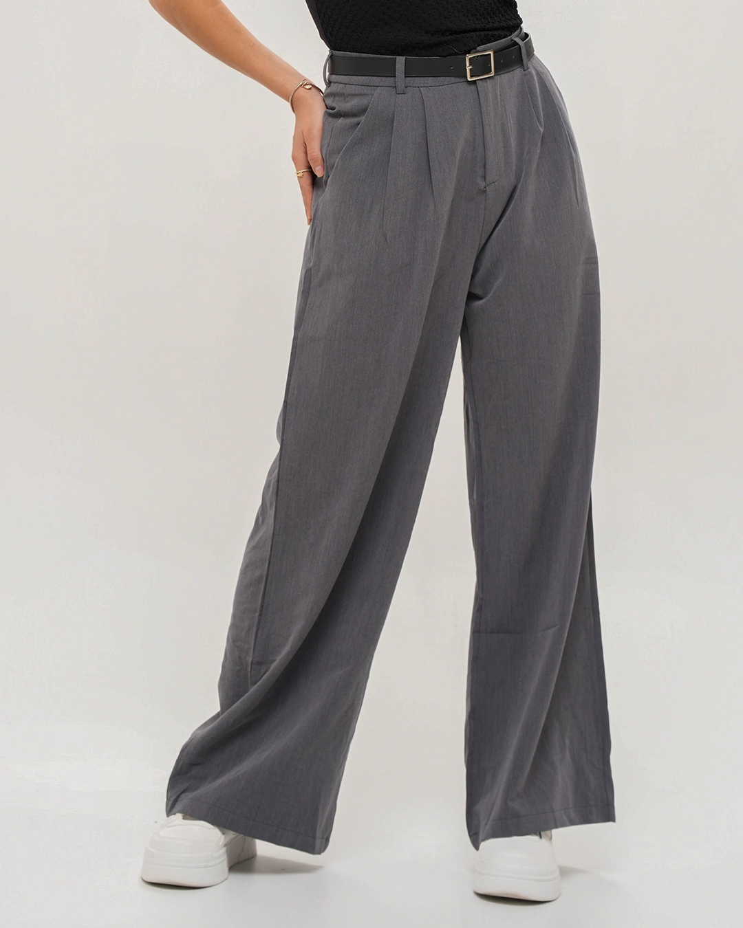 𝑷𝒂𝒏𝒕𝒂𝒍𝒐́𝒏 𝑴𝒊𝒍𝒂𝒏 𝑮𝒓𝒊𝒔