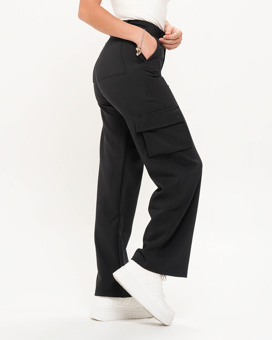 𝑷𝒂𝒏𝒕𝒂𝒍𝒐́𝒏 𝑪𝒂𝒓𝒈𝒐 𝑵𝒆𝒈𝒓𝒐