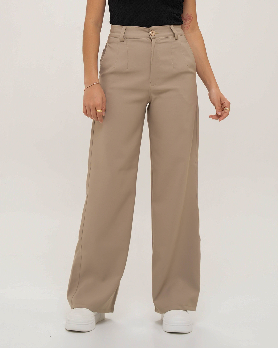 𝑷𝒂𝒏𝒕𝒂𝒍𝒐́𝒏 𝑷𝒂𝒍𝒂𝒛𝒛𝒐 𝑩𝒆𝒊𝒈𝒆