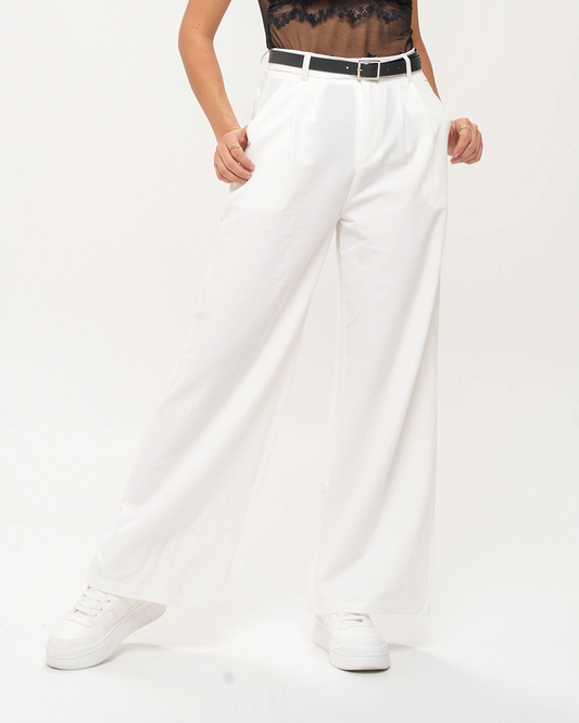 𝑷𝒂𝒏𝒕𝒂𝒍𝒐́𝒏 𝑴𝒊𝒍𝒂𝒏 𝑩𝒍𝒂𝒏𝒄𝒐