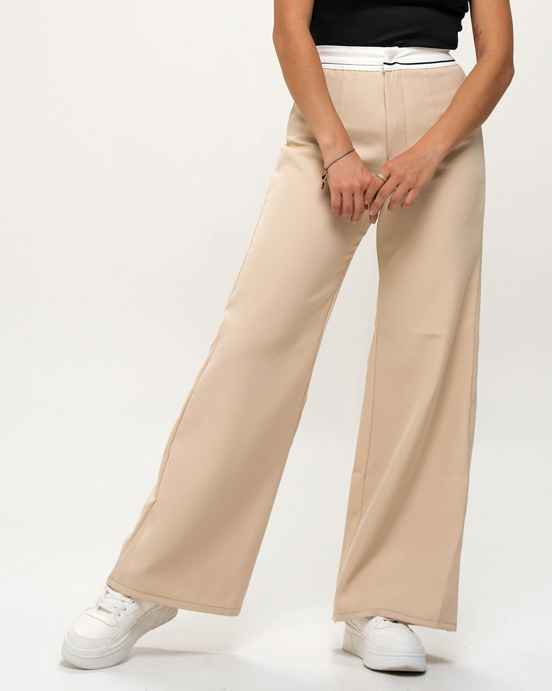 𝑷𝒂𝒏𝒕𝒂𝒍𝒐́𝒏 𝑷𝒓𝒆𝒕𝒊𝒏𝒂 𝑩𝒆𝒊𝒈𝒆