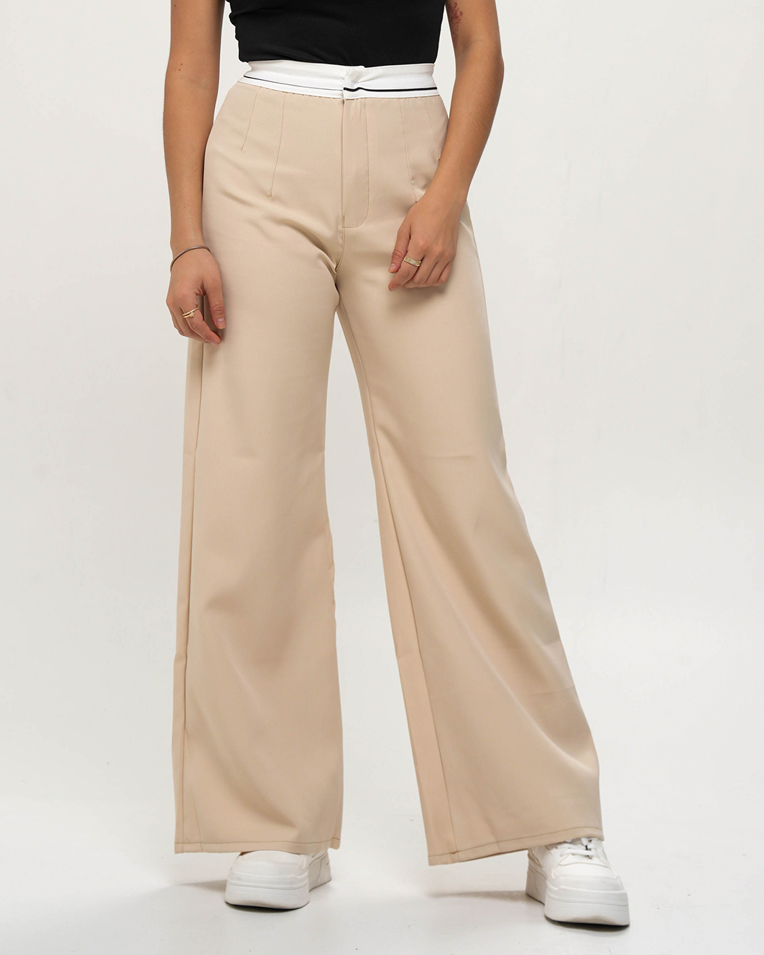 𝑷𝒂𝒏𝒕𝒂𝒍𝒐́𝒏 𝑷𝒓𝒆𝒕𝒊𝒏𝒂 𝑩𝒆𝒊𝒈𝒆